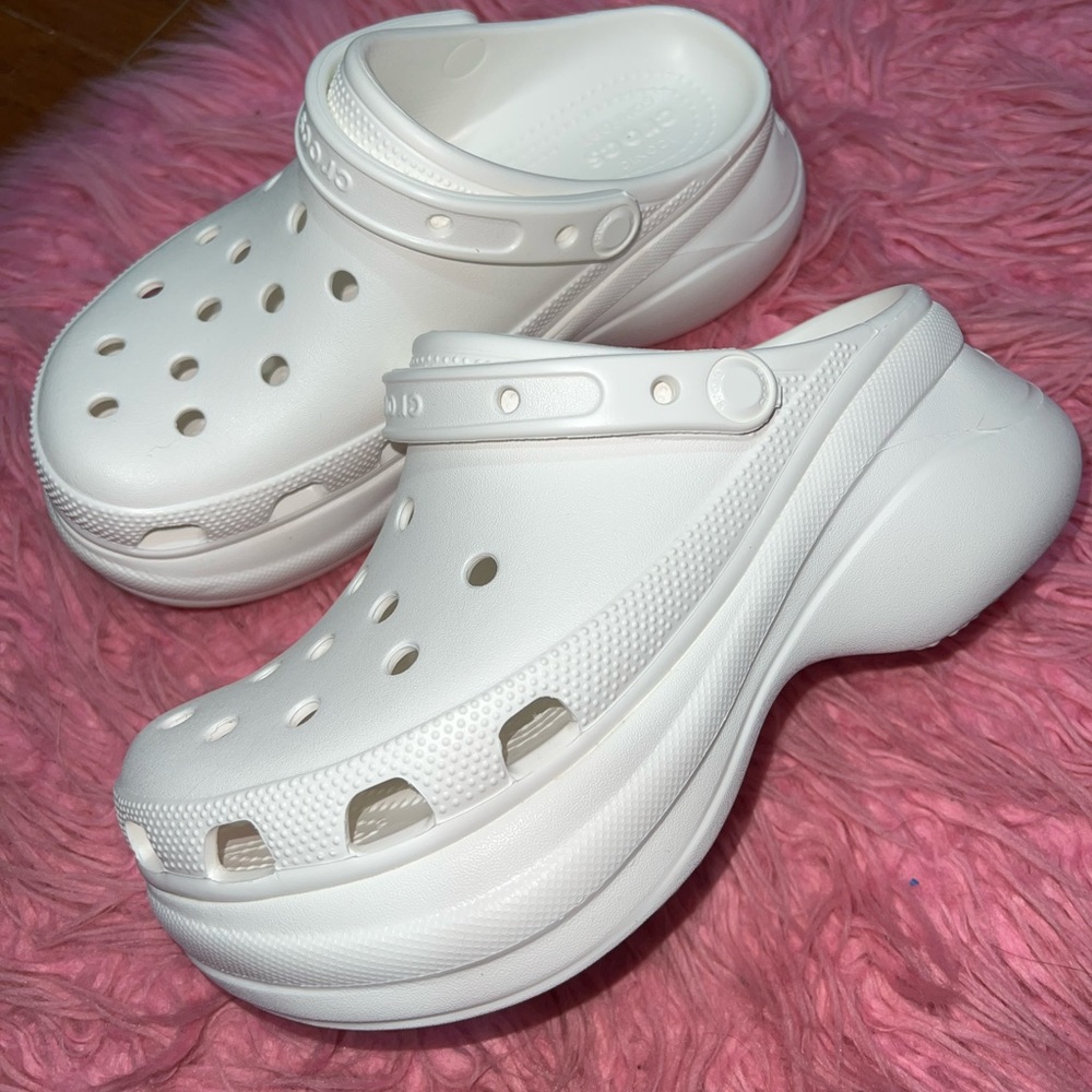 White bag clog crocs